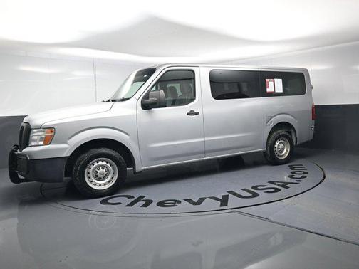 2017 Nissan NV Passenger NV3500 HD S V6