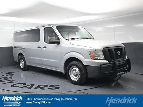 2017 Nissan NV Passenger NV3500 HD S V6