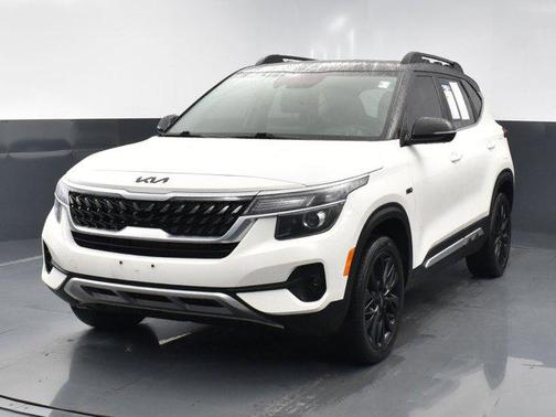 2023 Kia Seltos Nightfall Edition