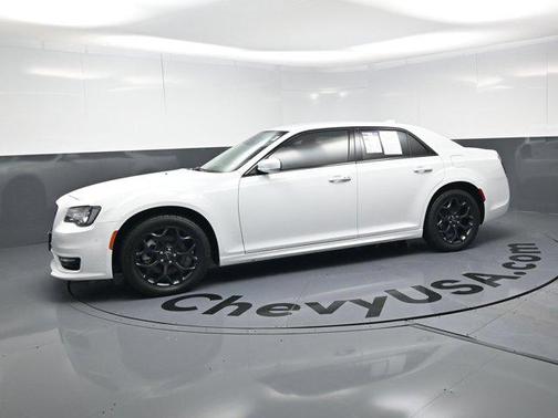 2023 Chrysler 300 Touring