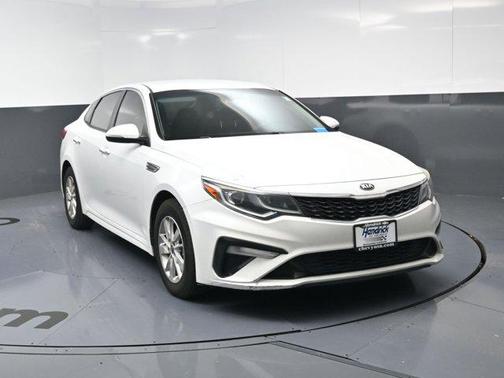 2019 Kia Optima LX