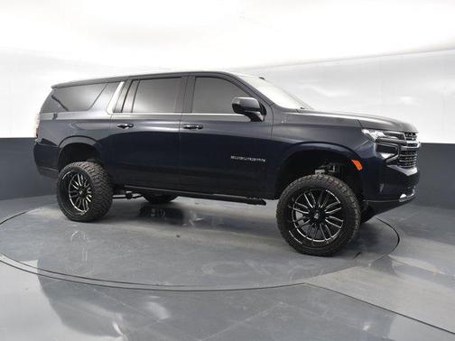 2021 Chevrolet Suburban LT
