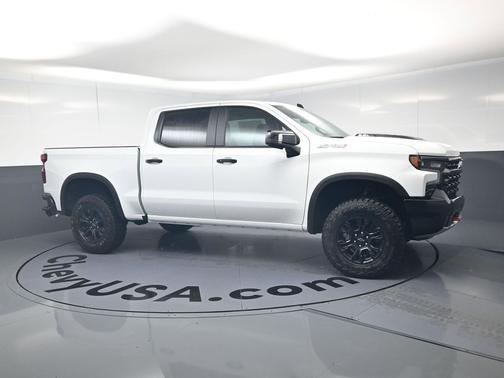 Summit White 2026 Chevrolet Silverado 1500 ZR2