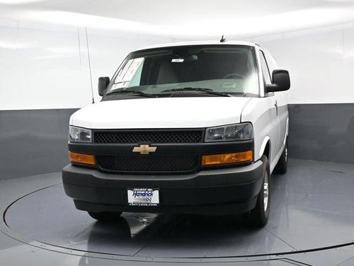 2025 Chevrolet Express 2500 RWD 2500 Regular Wheelbase WT