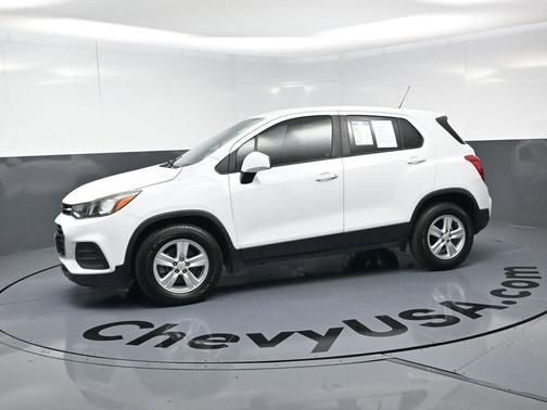 Summit White 2020 Chevrolet Trax LS
