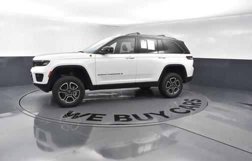 2022 Jeep Grand Cherokee Trailhawk