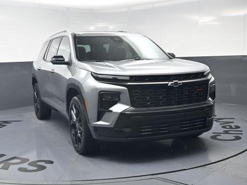 Sterling Gray Metallic 2026 Chevrolet Traverse RS