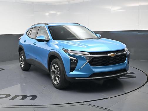 Marina Blue Metallic 2026 Chevrolet Trax LT