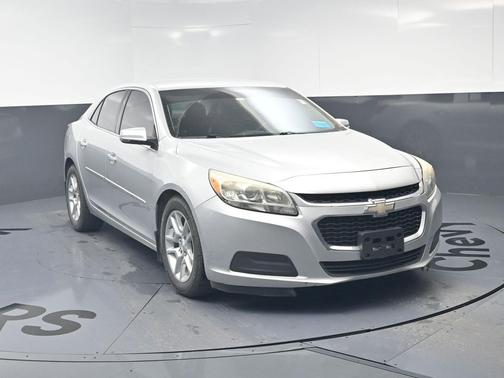Silver Ice Metallic 2015 Chevrolet Malibu 1LT
