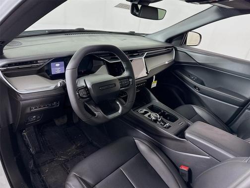 Bright White Clearcoat 2026 Jeep Cherokee Limited