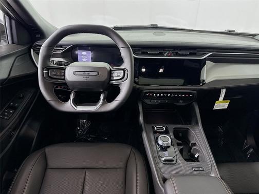 Bright White Clear-Coat Exterior Paint 2026 Jeep Cherokee Limited
