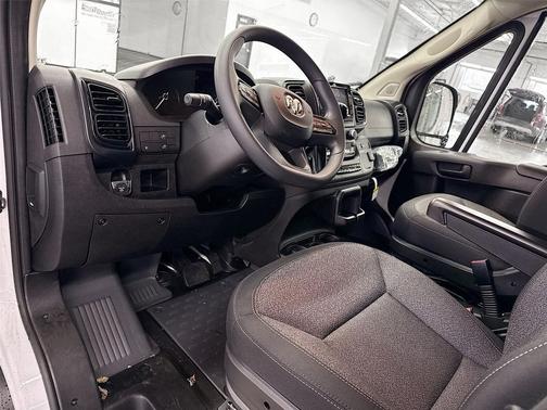Bright White Clearcoat 2026 RAM ProMaster 2500 Tradesman