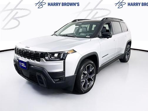 Silver Zynith Clear-Coat Exterior Paint 2026 Jeep Cherokee Overland