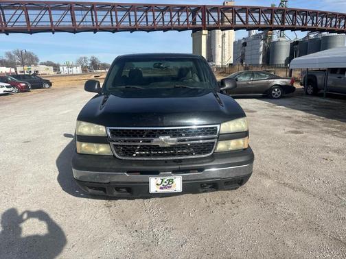 2006 Chevrolet Silverado 1500 W/T
