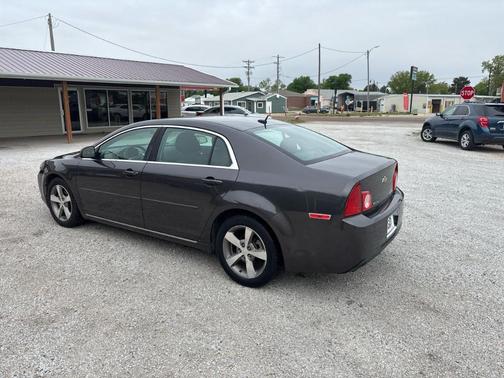 Brown 2011 Chevrolet Malibu 1LT