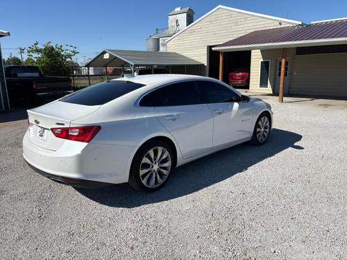 Pearl White 2016 Chevrolet Malibu Premier