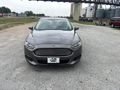 2014 Ford Fusion S