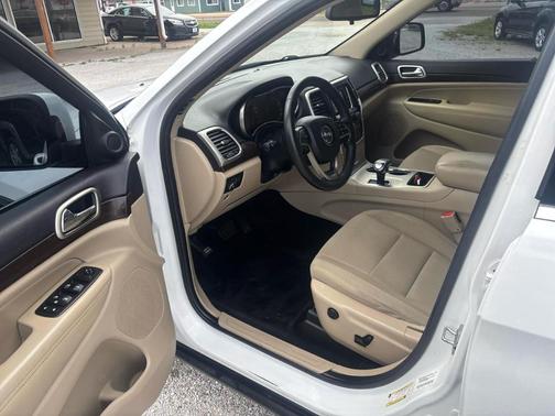 White 2014 Jeep Grand Cherokee Laredo