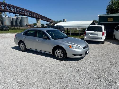 Silver 2010 Chevrolet Impala LS