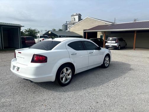 2014 Dodge Avenger SE