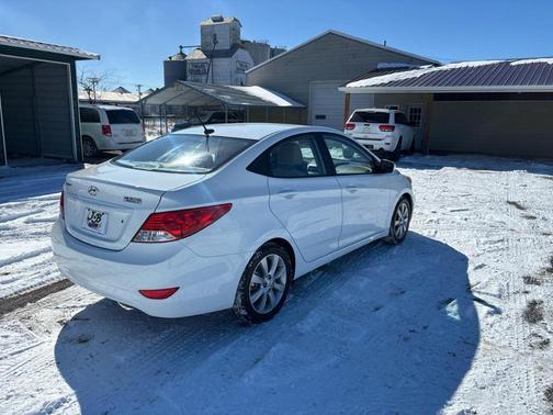 2014 Hyundai Accent GLS