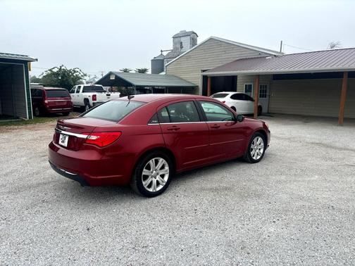 2012 Chrysler 200 Touring