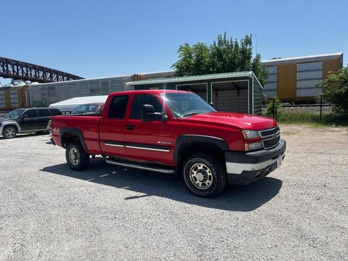 Red 2006 Chevrolet Silverado 2500 LT2 H/D Extended Cab