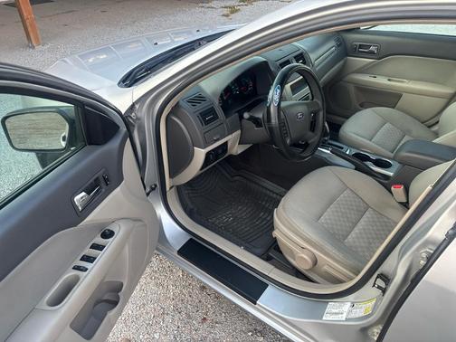 2010 Ford Fusion S