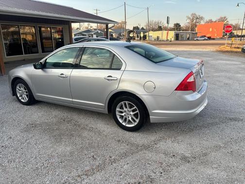 2010 Ford Fusion S