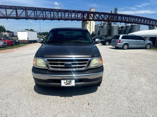 2002 Ford F-150 XLT SuperCrew