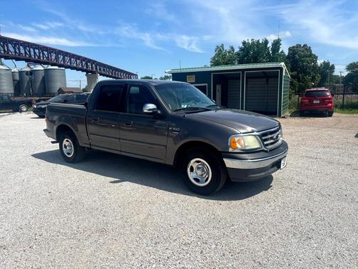 2002 Ford F-150 XLT SuperCrew
