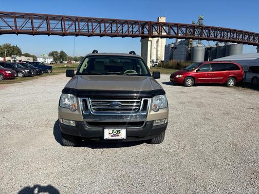2007 Ford Explorer Sport Trac XLT