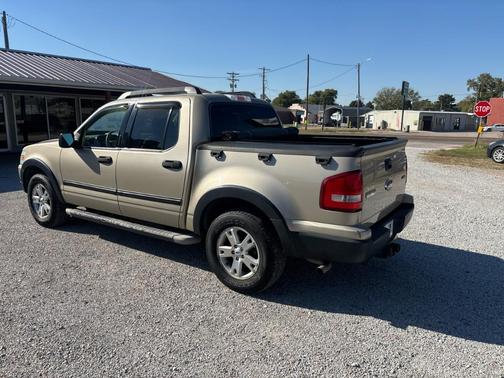 2007 Ford Explorer Sport Trac XLT