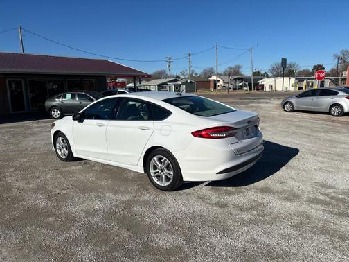 2018 Ford Fusion SE