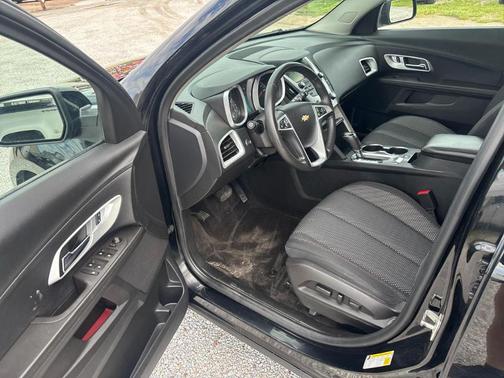 Black 2016 Chevrolet Equinox LT