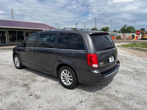 Charcoal 2019 Dodge Grand Caravan SXT