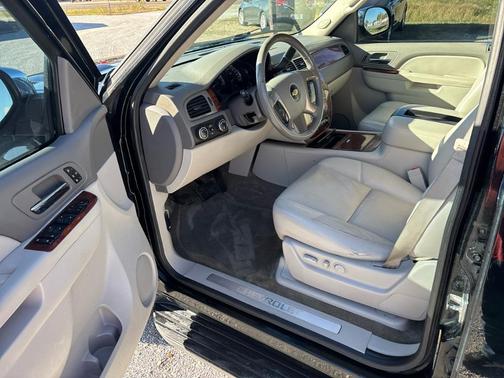 2013 Chevrolet Suburban 1500 LTZ