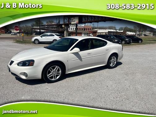 White 2007 Pontiac Grand Prix GT