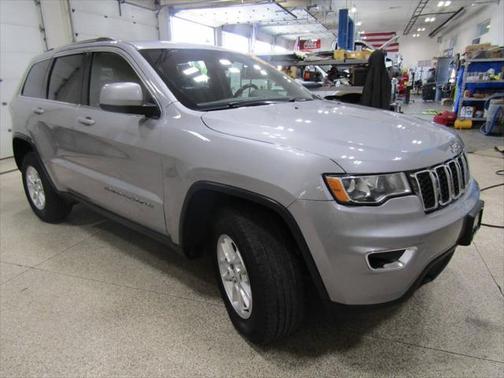 2020 Jeep Grand Cherokee Laredo