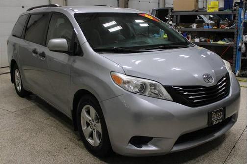 2016 Toyota Sienna L