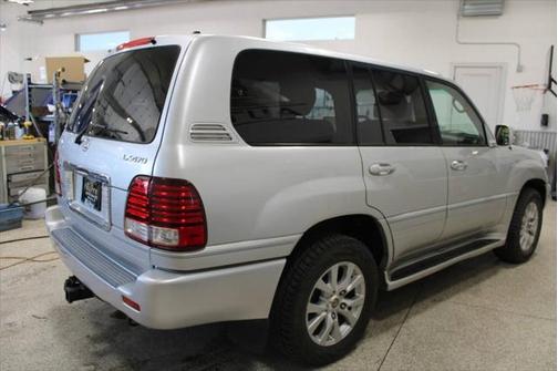 2006 Lexus LX 470 Base