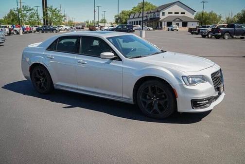 2022 Chrysler 300 S