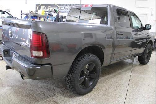 2016 RAM 1500 Sport