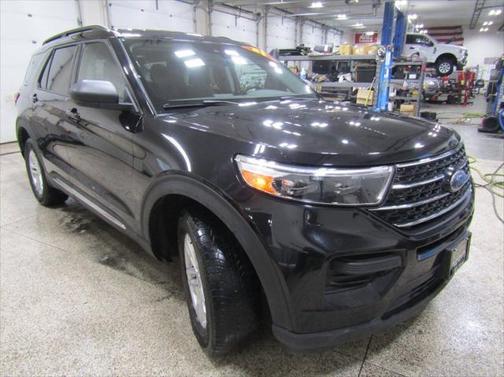 2021 Ford Explorer XLT AWD 4dr SUV