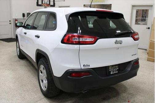 2018 Jeep Cherokee Sport