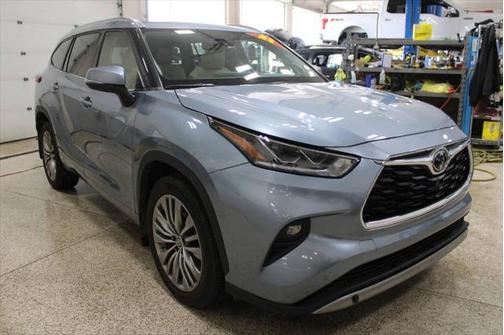 2021 Toyota Highlander Platinum AWD 4dr SUV