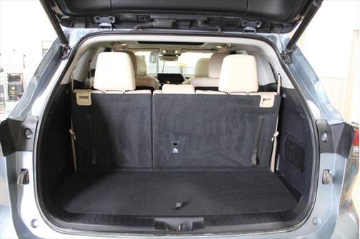 2021 Toyota Highlander Platinum AWD 4dr SUV