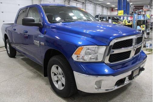 2019 RAM 1500 SLT