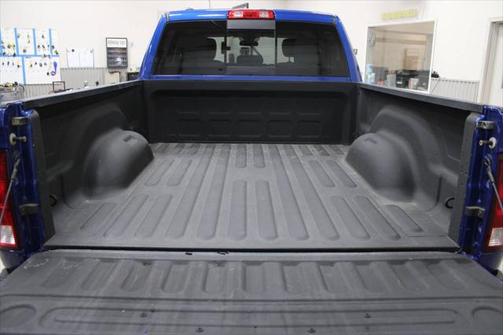 2019 RAM 1500 SLT