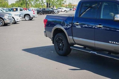 2018 Nissan Titan SV